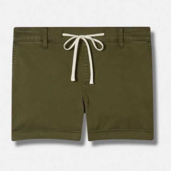 🆕3.5 Inch Pull-On Stretch Twill Boyfriend Short 1 1X 14 16 NWT Torrid New Green - Picture 2 of 5